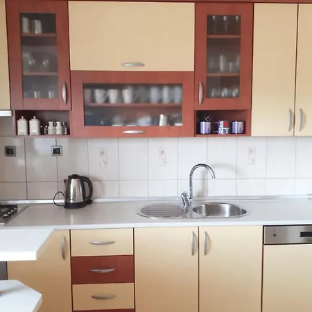 Spacious 80m2 In The Center Ljubuški