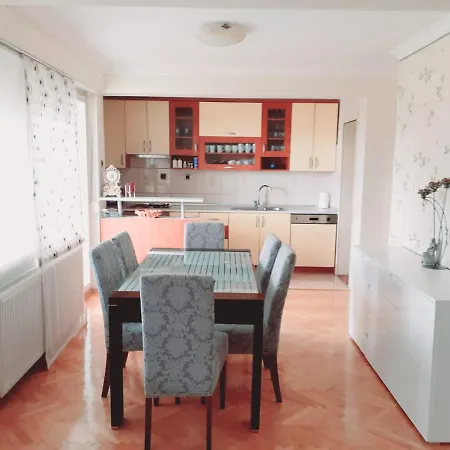 Apartman Spacious 80m2 In The Center Ljubuski