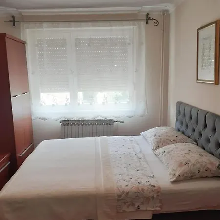 Apartment Spacious 80m2 In The Center *