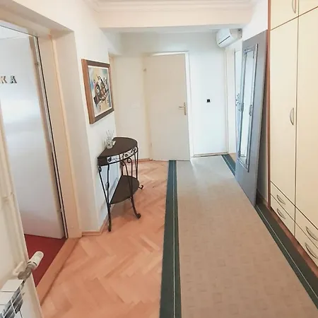 Spacious 80m2 In The Center Ljubuški